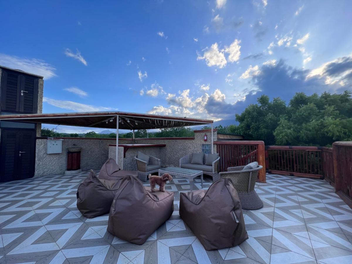 Lunar Dive Resort: Bamboo Villas 库布 外观 照片
