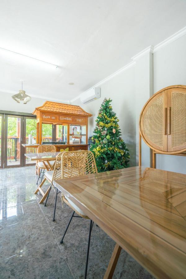 Lunar Dive Resort: Bamboo Villas 库布 外观 照片